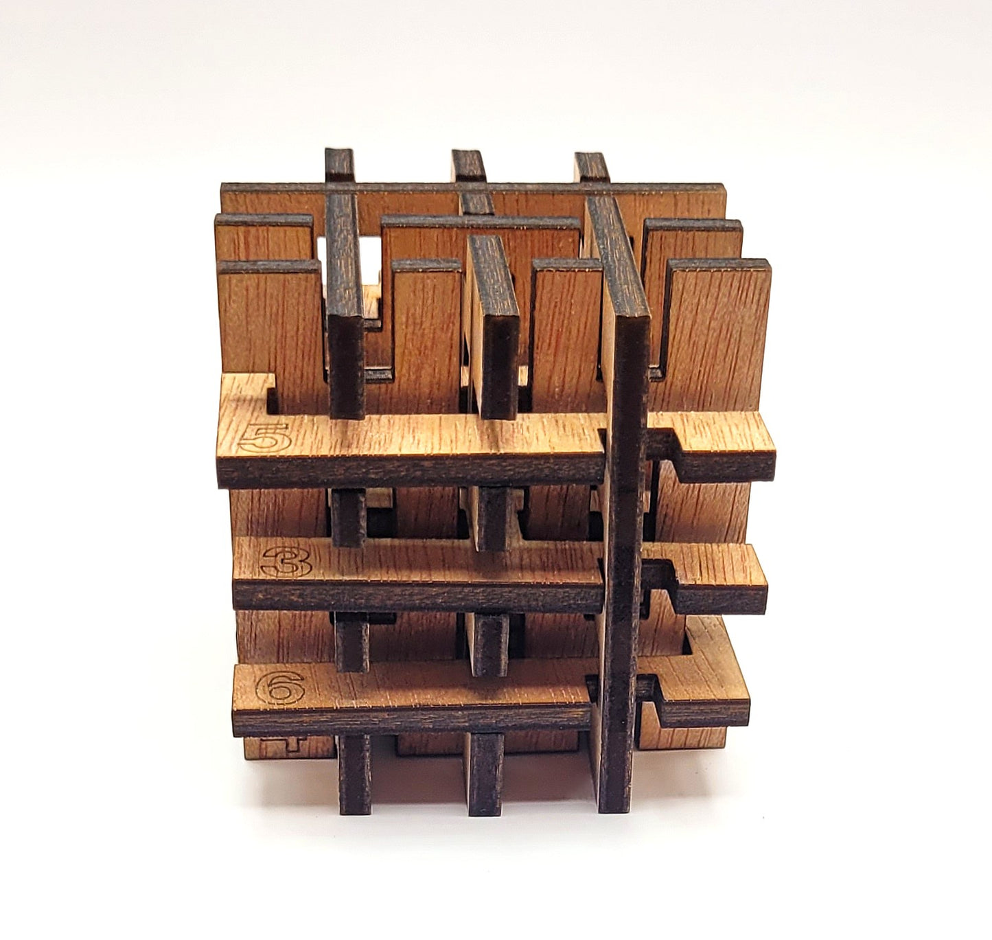 Woodpuzzle side
