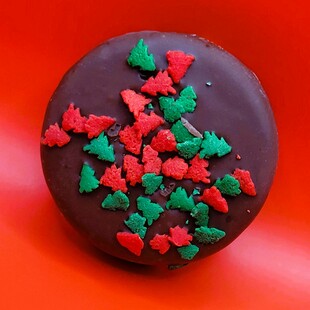 3 Chocolate Dipped Christmas Oreo