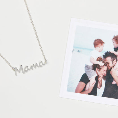 Mama_Necklace_detail